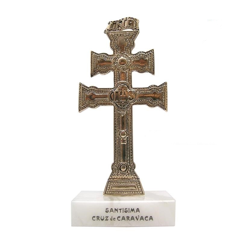 Cruz de Caravaca con base de mármol